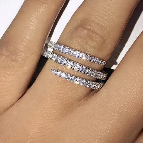 New Silver Rows Ring - Picture 3 of 4